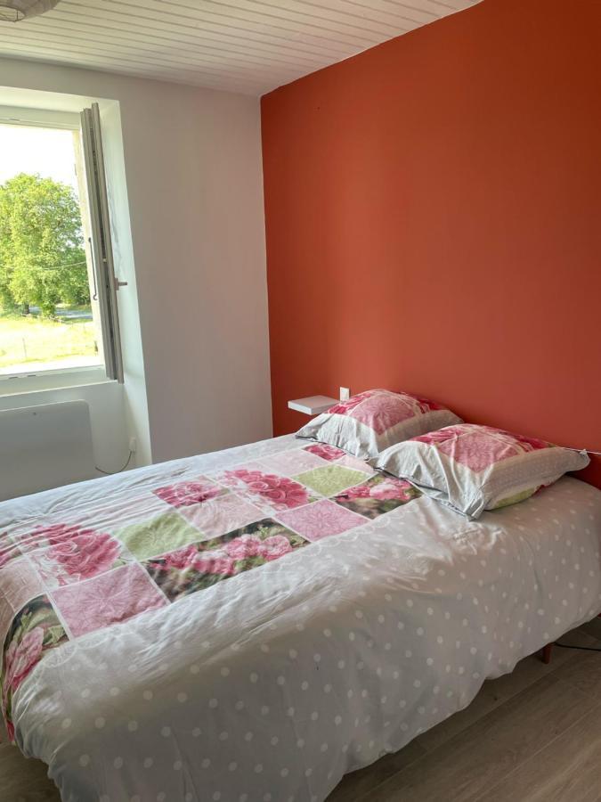 Gite A La Campagne 6-8 Personnes Mialet  외부 사진