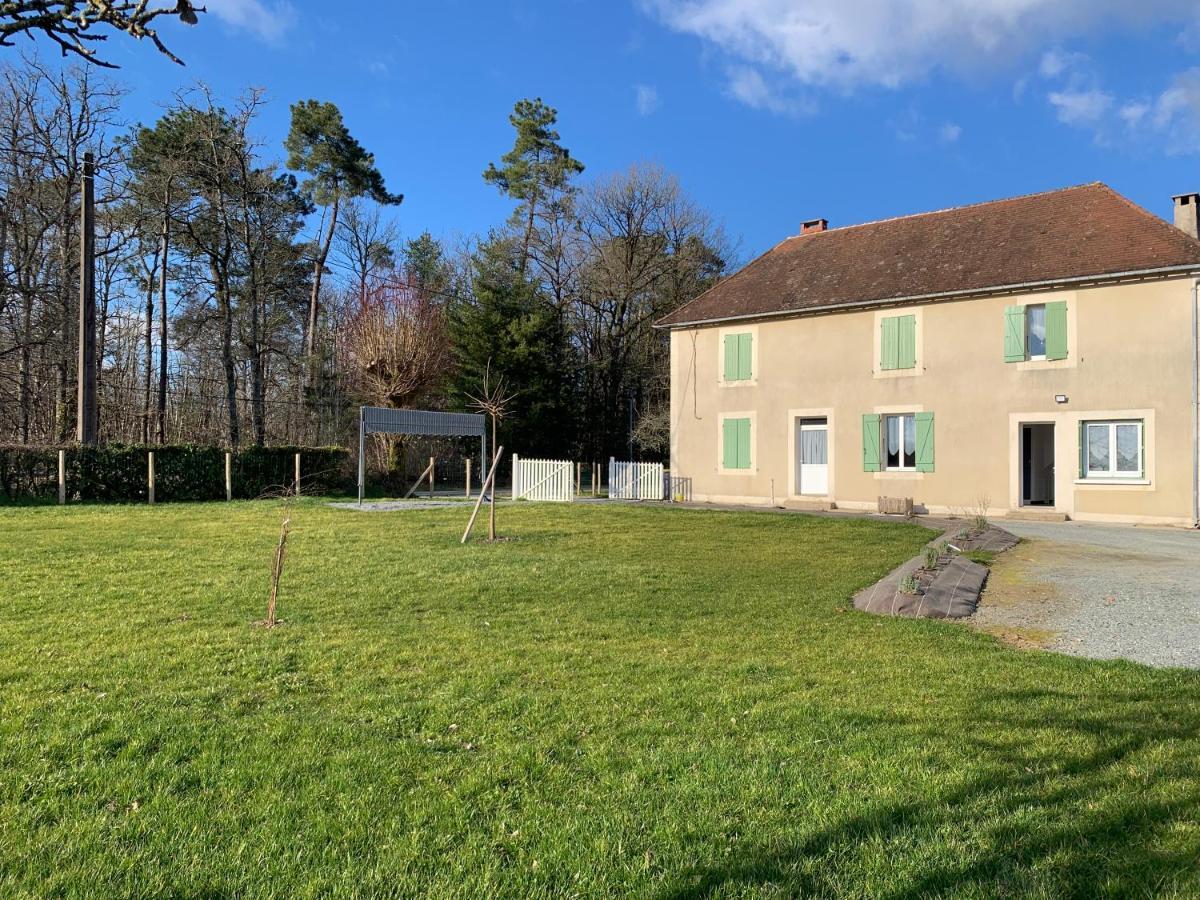 Gite A La Campagne 6-8 Personnes Mialet  외부 사진